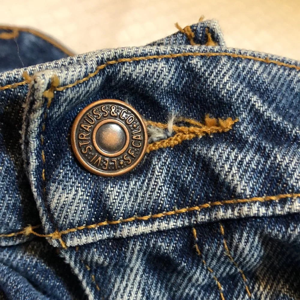 Vintage Levi’s 540 Relaxed Brown Tab Size W46 L34